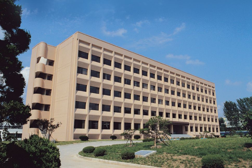 Exterior of the Hyosung R&D center, Korea’s first private corporate research institute.