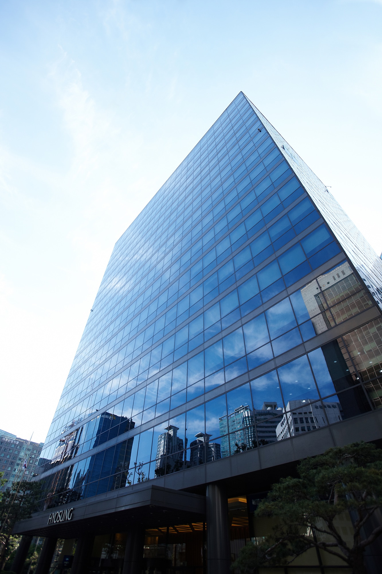 Hyosung heavy industries awarded the $ 1 Billion export tower at trade day ceremony